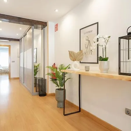 Escalera 12 Apartman