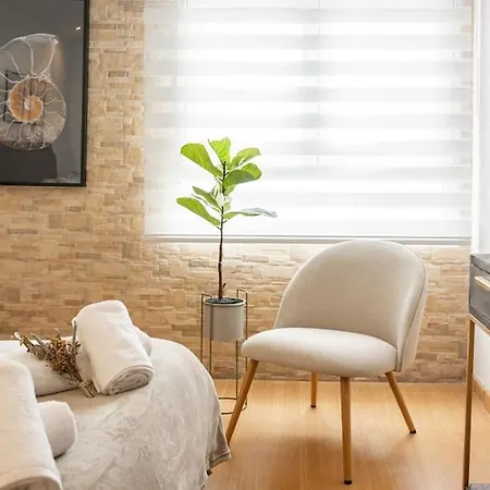 Escalera 12 Apartman Gijón