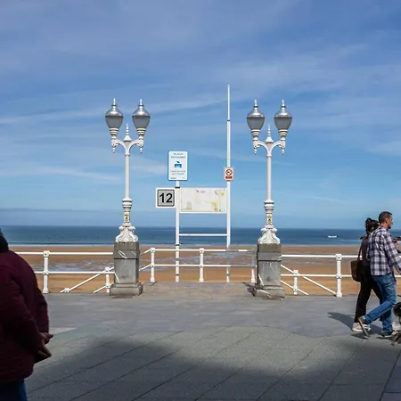 Escalera 12 * Gijón